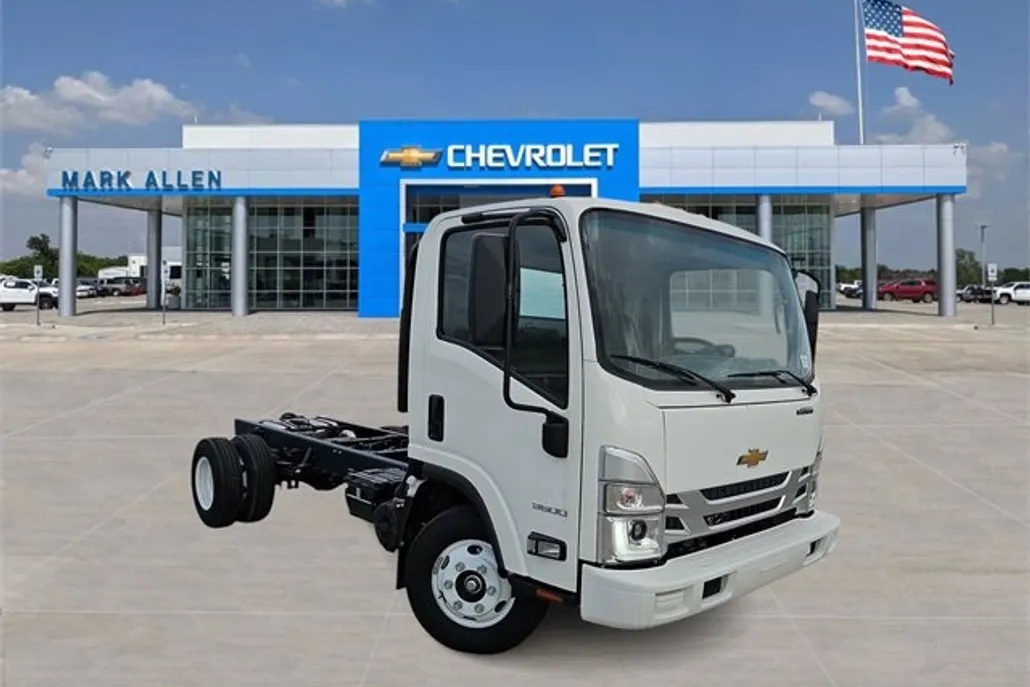 2024 Chevrolet Silverado 3500HD photo 1