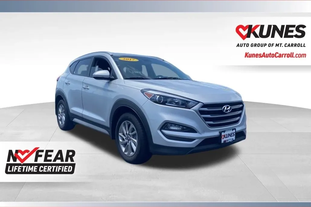 2017 Hyundai Tucson SE Plus photo 1