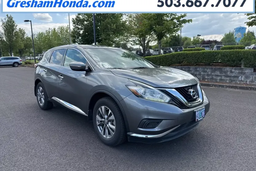 2015 Nissan Murano S photo 1