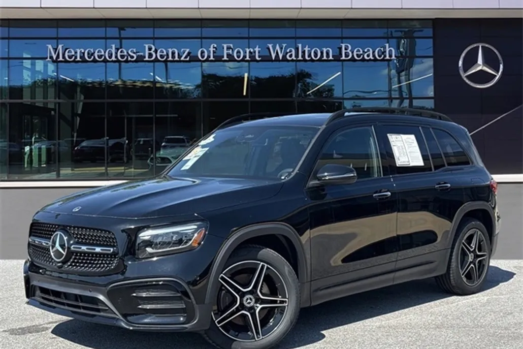 2024 Mercedes Benz GLB 250 photo 1