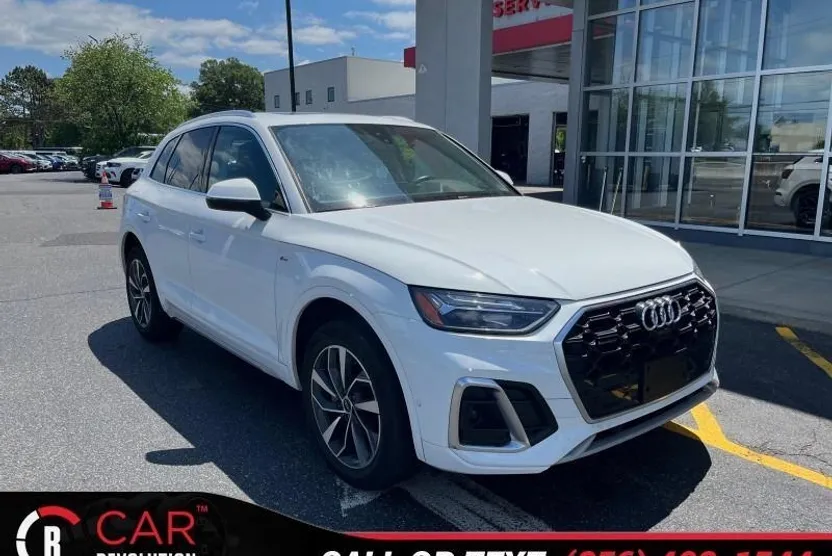 2022 Audi Q5 S line Premium Plus photo 1