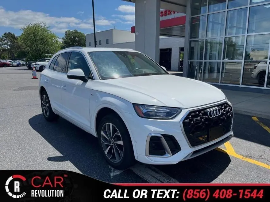 2022 Audi Q5 S line Premium Plus photo 1