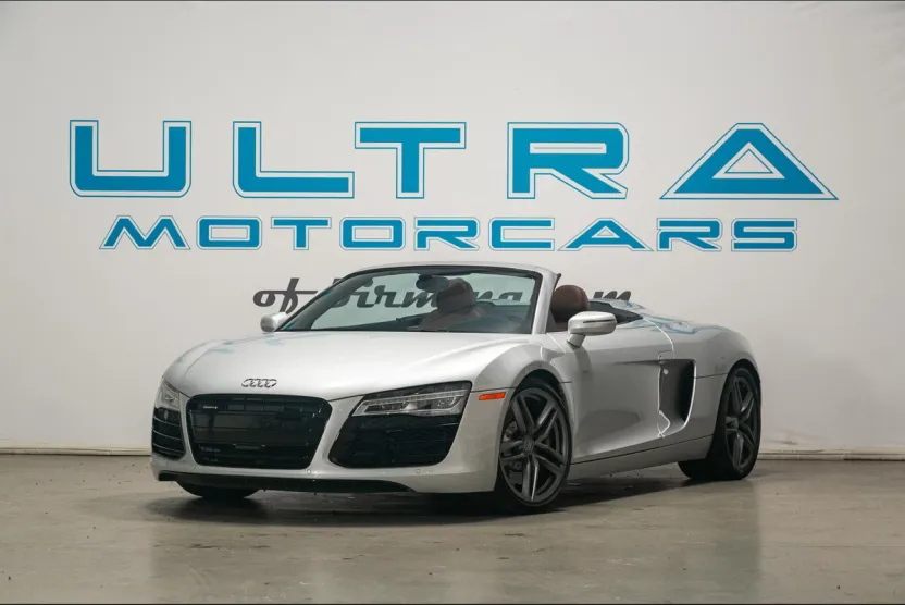 2015 Audi R8 Quattro Spyder V8 photo 1