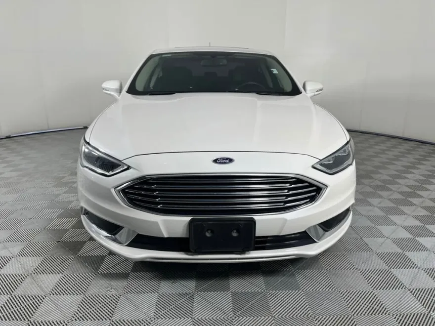 2018 Ford Fusion Energi SE photo 1