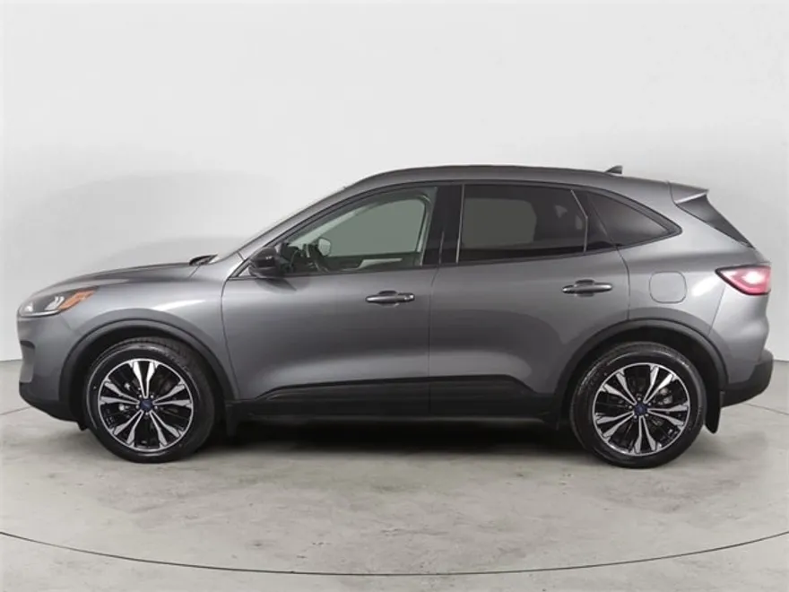 2022 Ford Escape SE Hybrid photo 1