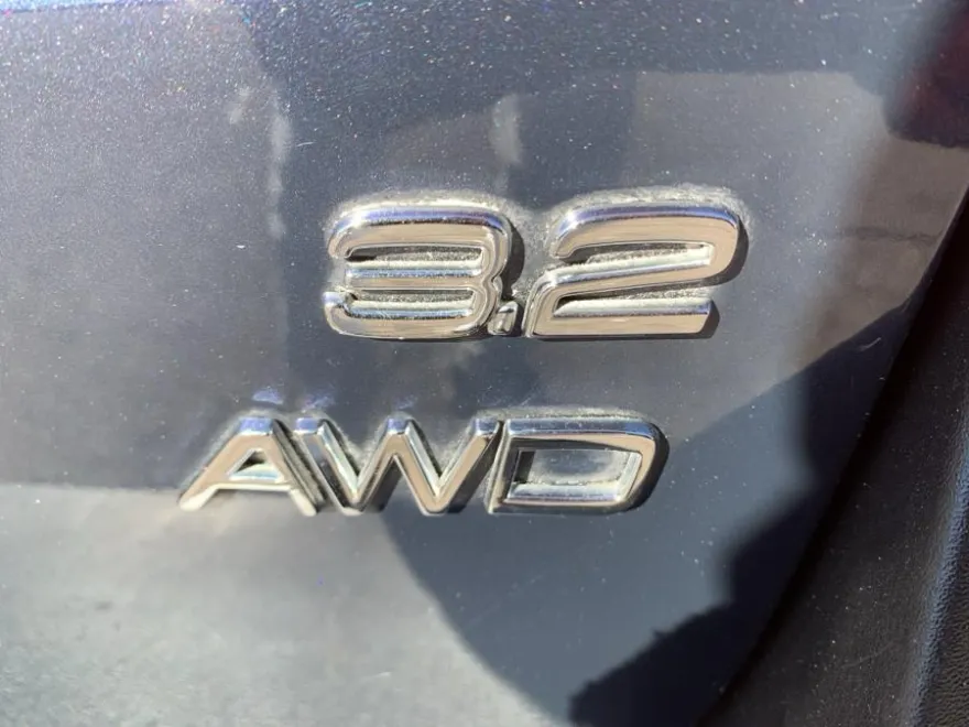 2010 Volvo XC70 photo 20