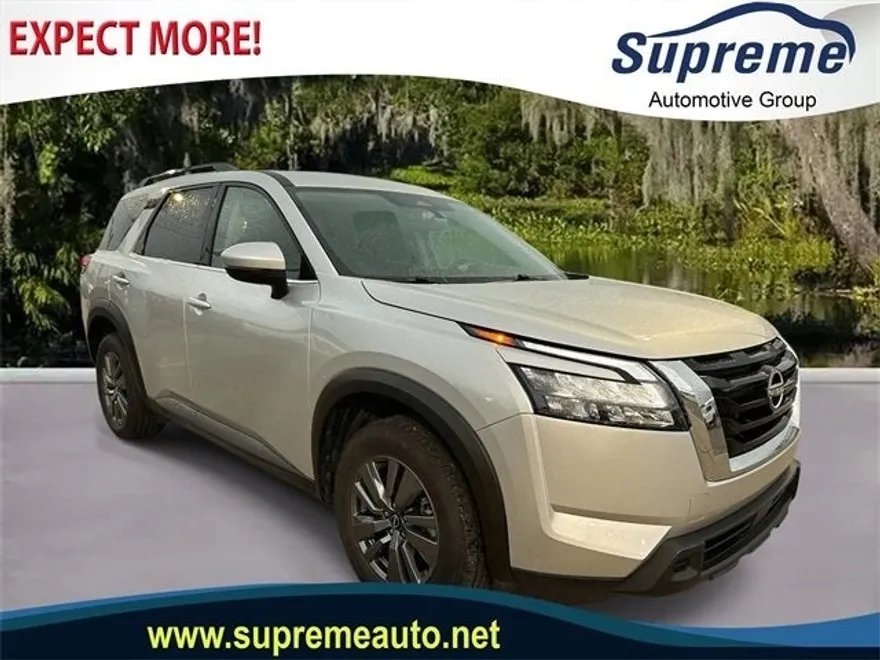 2025 Nissan Pathfinder SV photo 1
