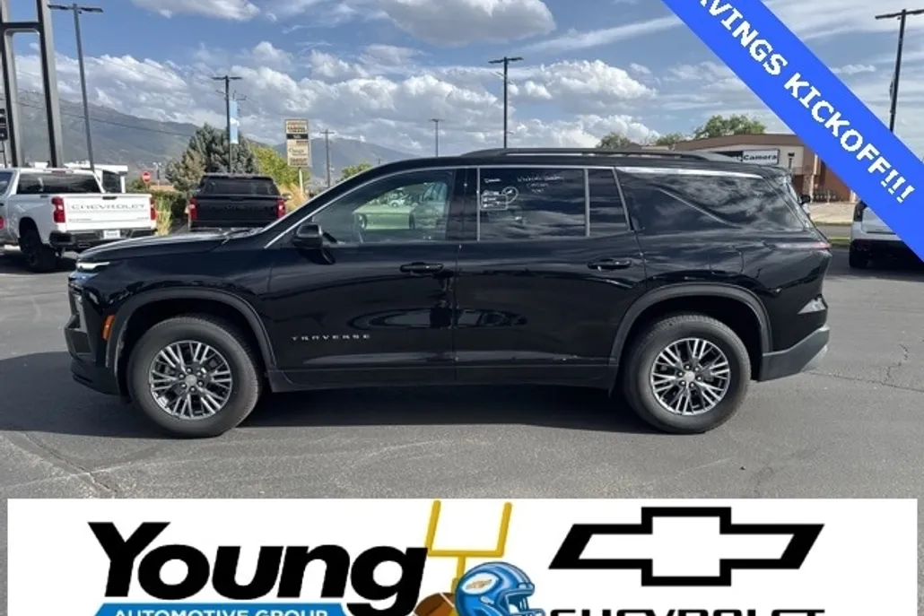 2025 Chevrolet Traverse photo 1