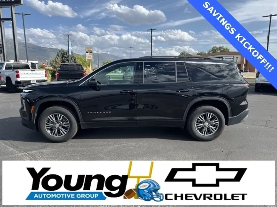 2025 Chevrolet Traverse photo 1