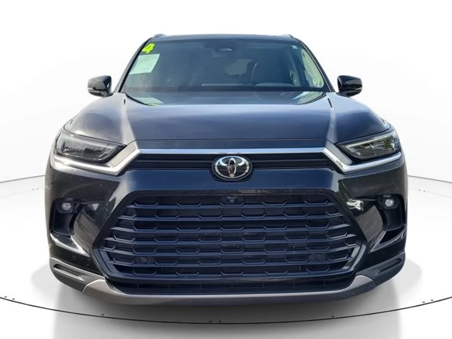 2024 Toyota Grand Highlander Limited photo 1