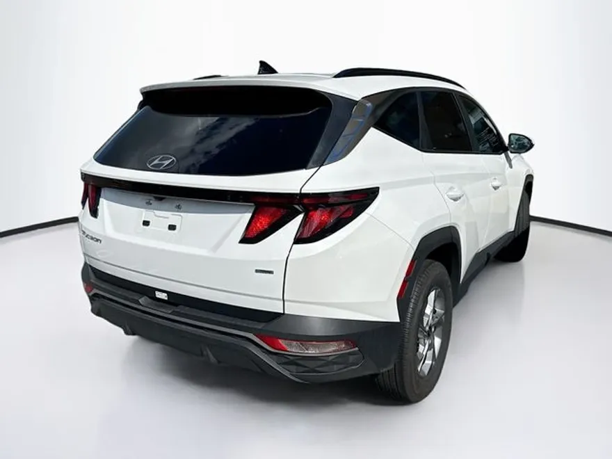2024 Hyundai Tucson SEL photo 1