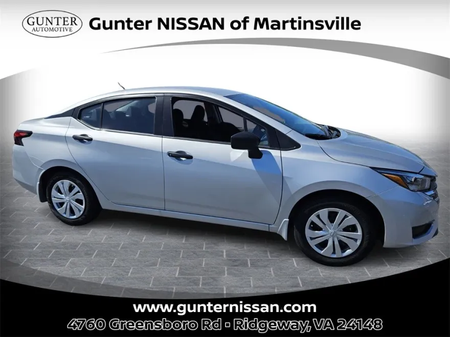 2025 Nissan Versa 1.6 S photo 1
