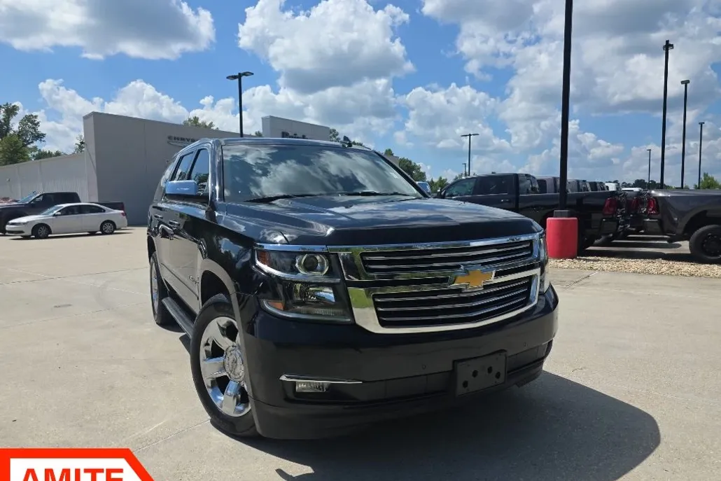 2018 Chevrolet Tahoe Premier photo 1