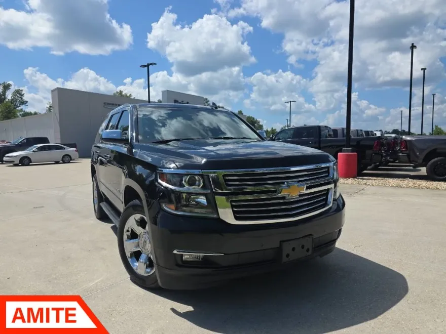 2018 Chevrolet Tahoe Premier photo 1