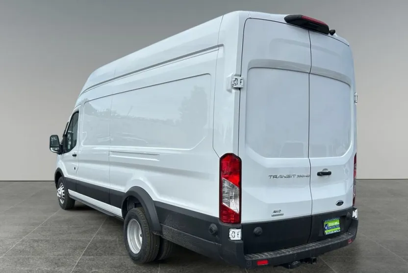 2025 Ford Transit photo 1
