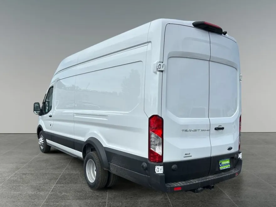 2025 Ford Transit photo 1