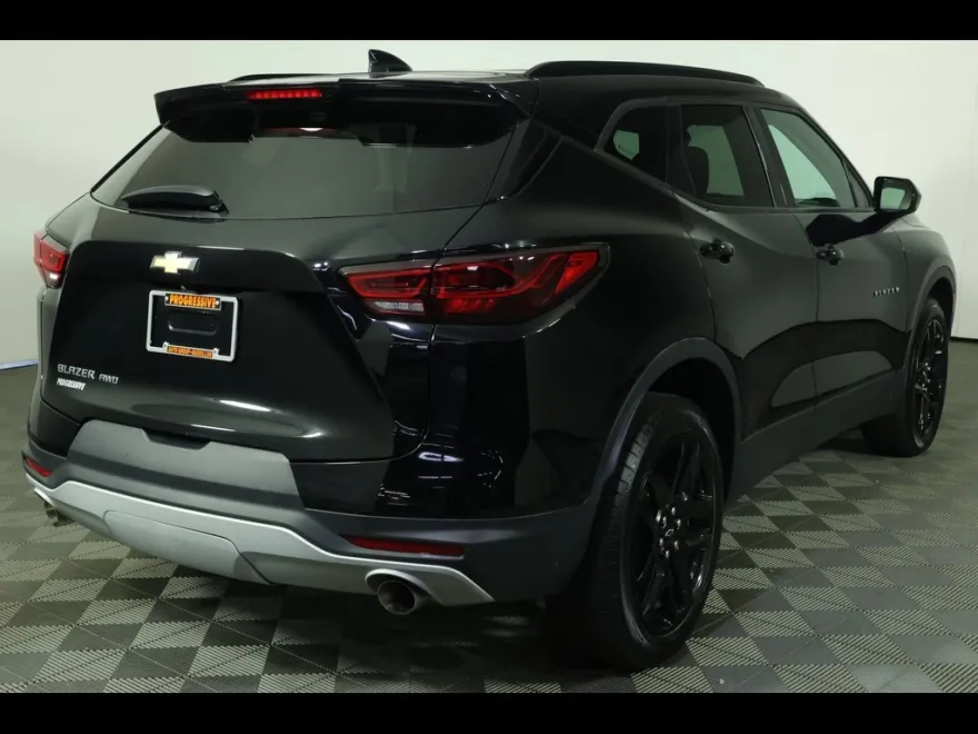 2023 Chevrolet Blazer 2LT photo 1