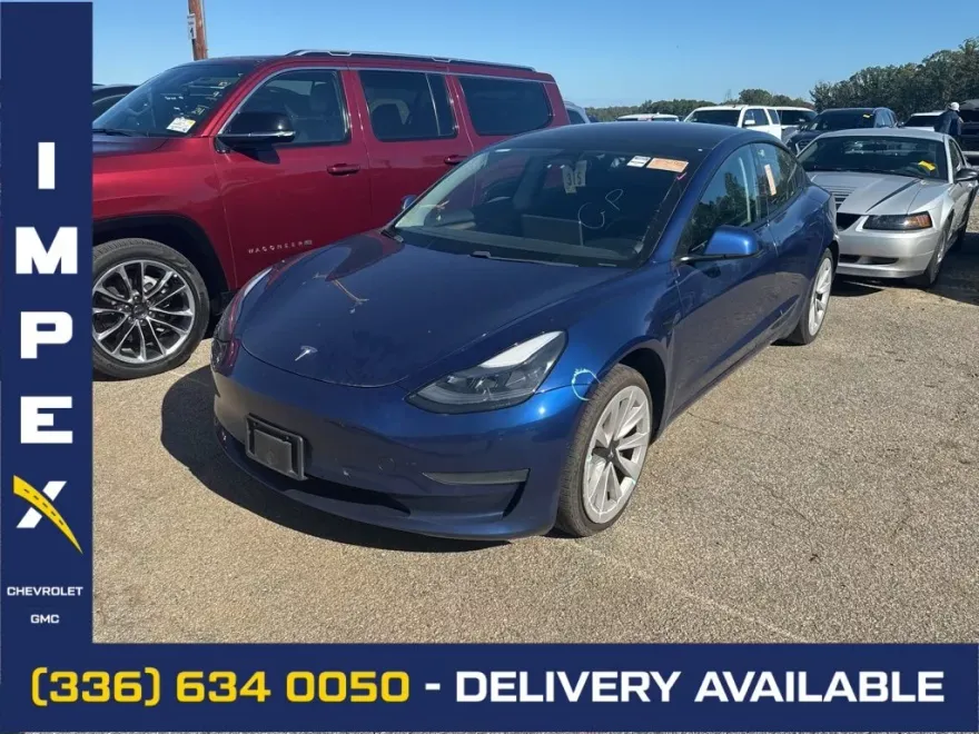 2021 Tesla Model 3 Standard Range Plus photo 1