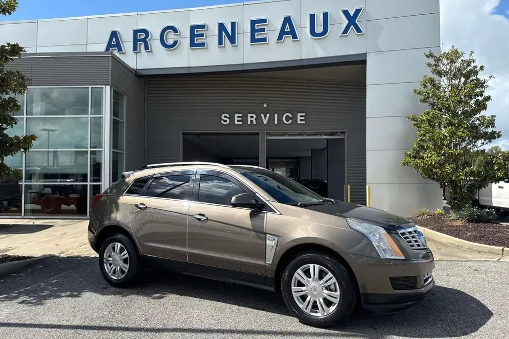 2016 Cadillac SRX Luxury photo 1