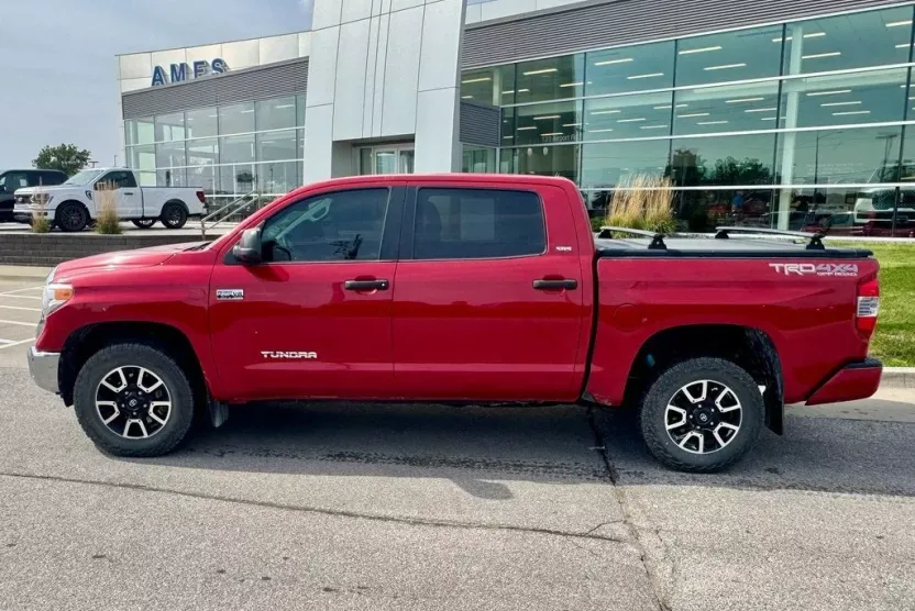 2016 Toyota Tundra SR5 TRD Pro photo 1