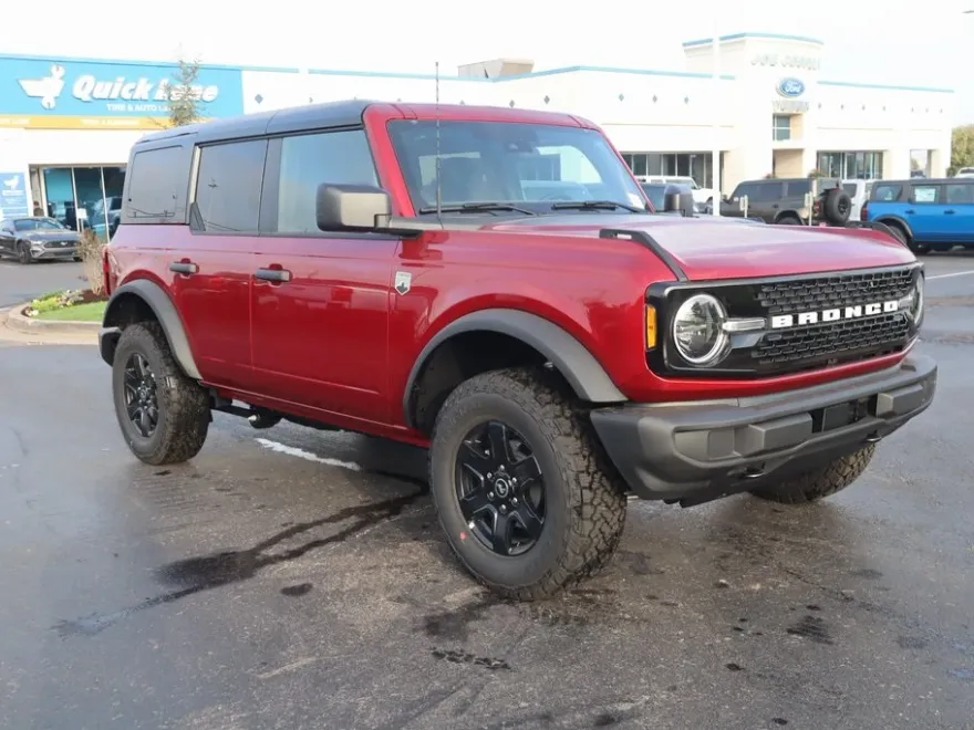 2025 Ford Bronco Big Bend photo 1