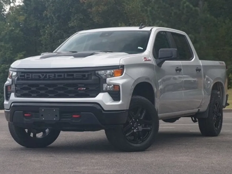 2022 Chevrolet Silverado 1500 Custom Trail Boss photo 1