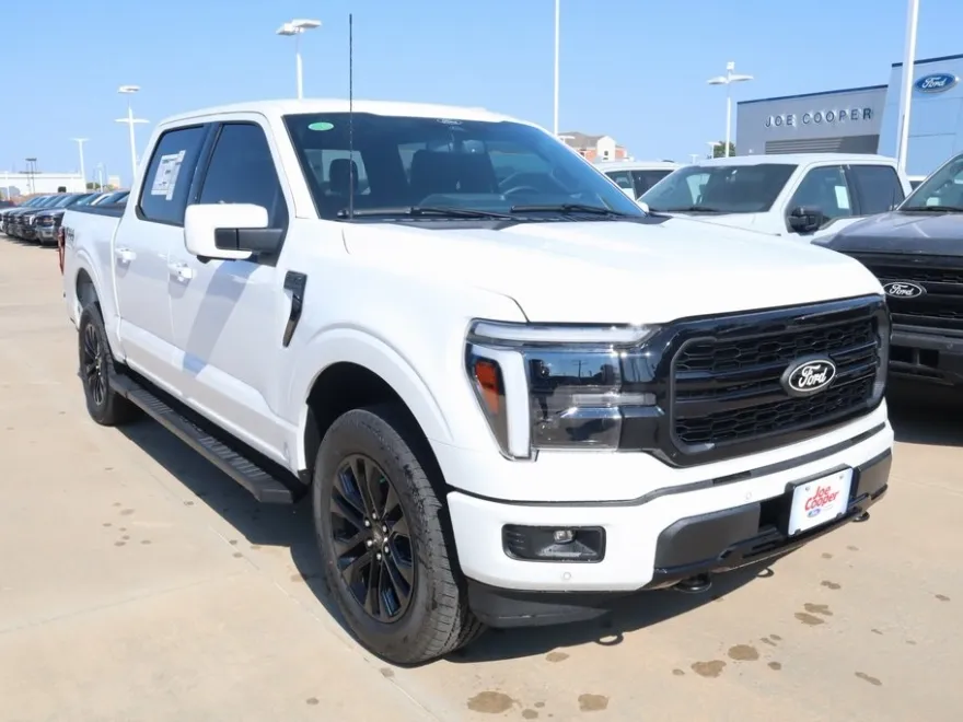 2025 Ford F-150 Lariat photo 1