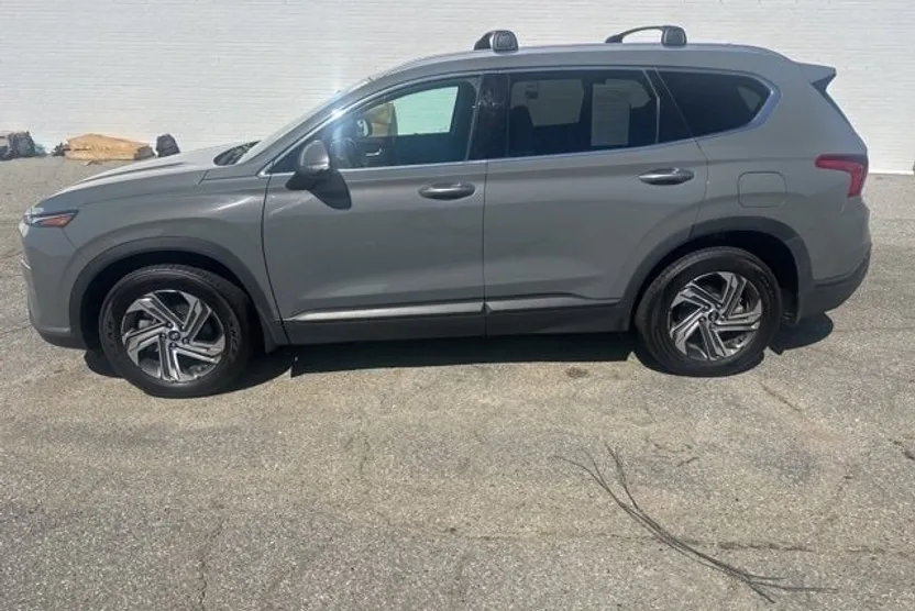2023 Hyundai Santa Fe SEL photo 1