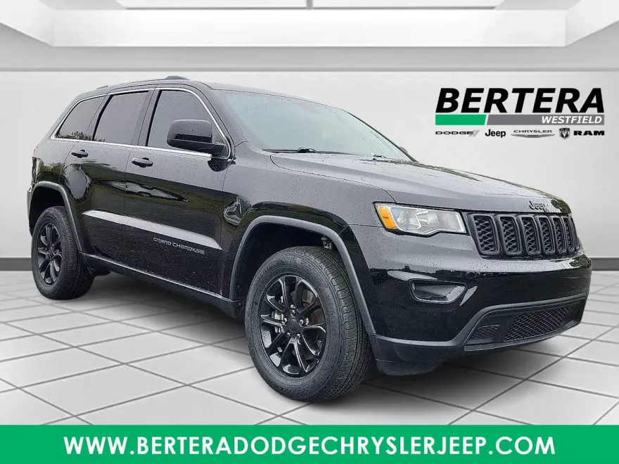 2021 Jeep Grand Cherokee Laredo X photo 1