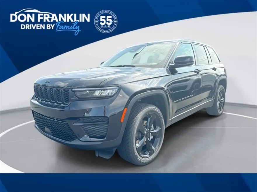 2025 Jeep Grand Cherokee Altitude photo 1