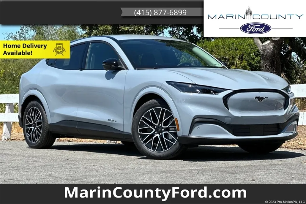 2025 Ford Mustang Mach-E Premium photo 1