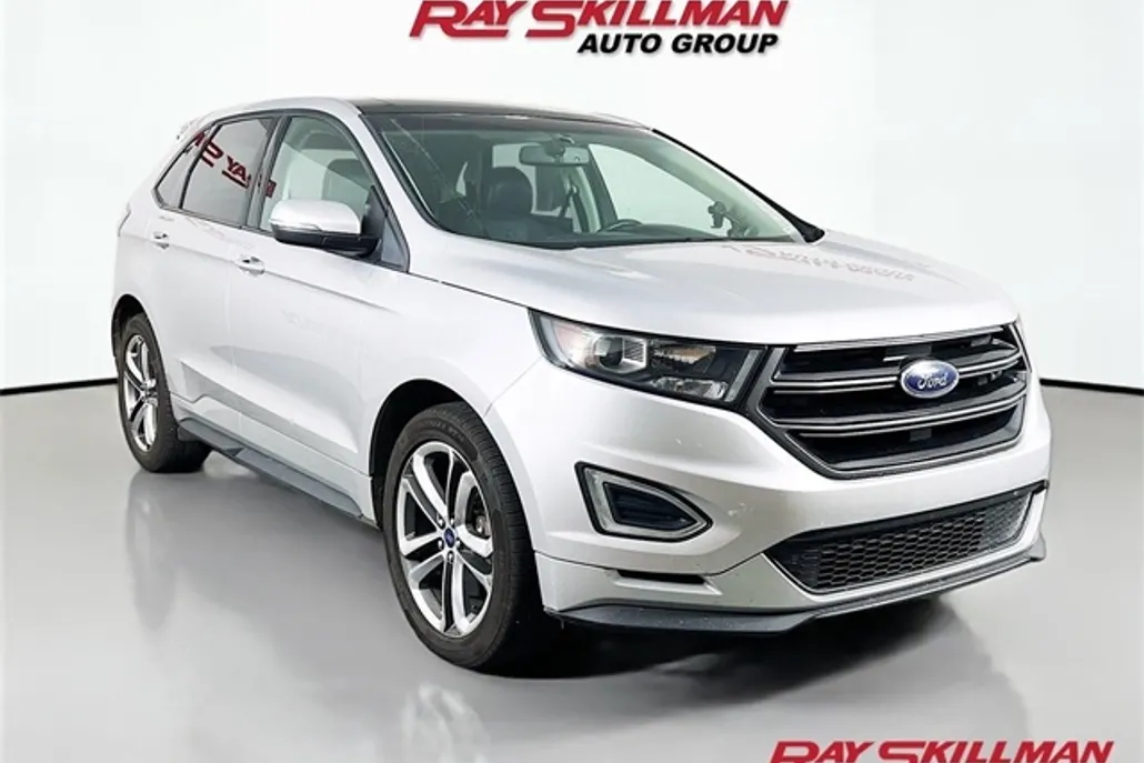 2015 Ford Edge Sport photo 1