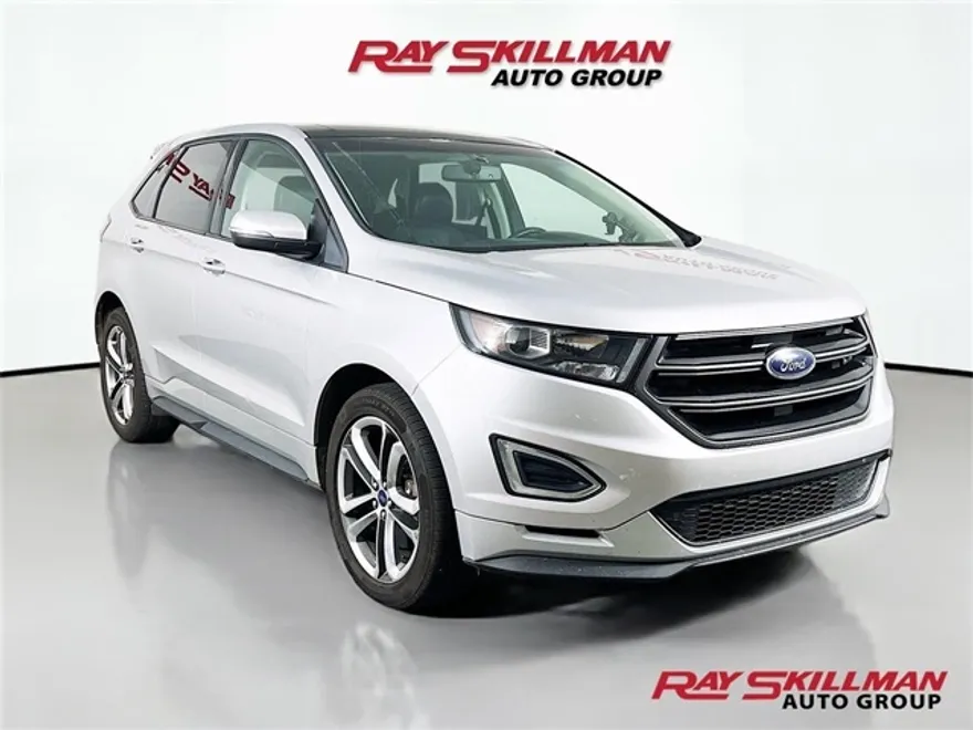 2015 Ford Edge Sport photo 1