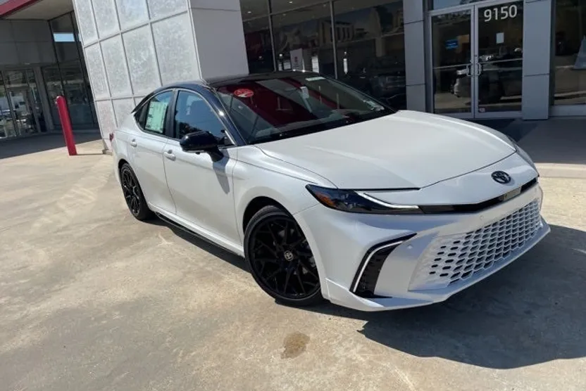 2026 Toyota Camry XSE photo 1