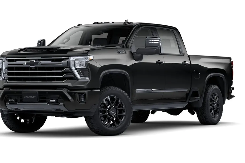 2025 Chevrolet Silverado 3500HD High Country photo 1