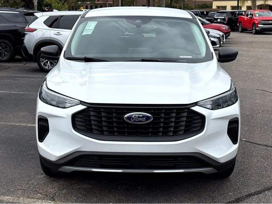 2024 Ford Escape Base photo 1