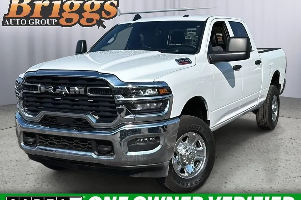 2025 Ram 2500 Tradesman photo 1