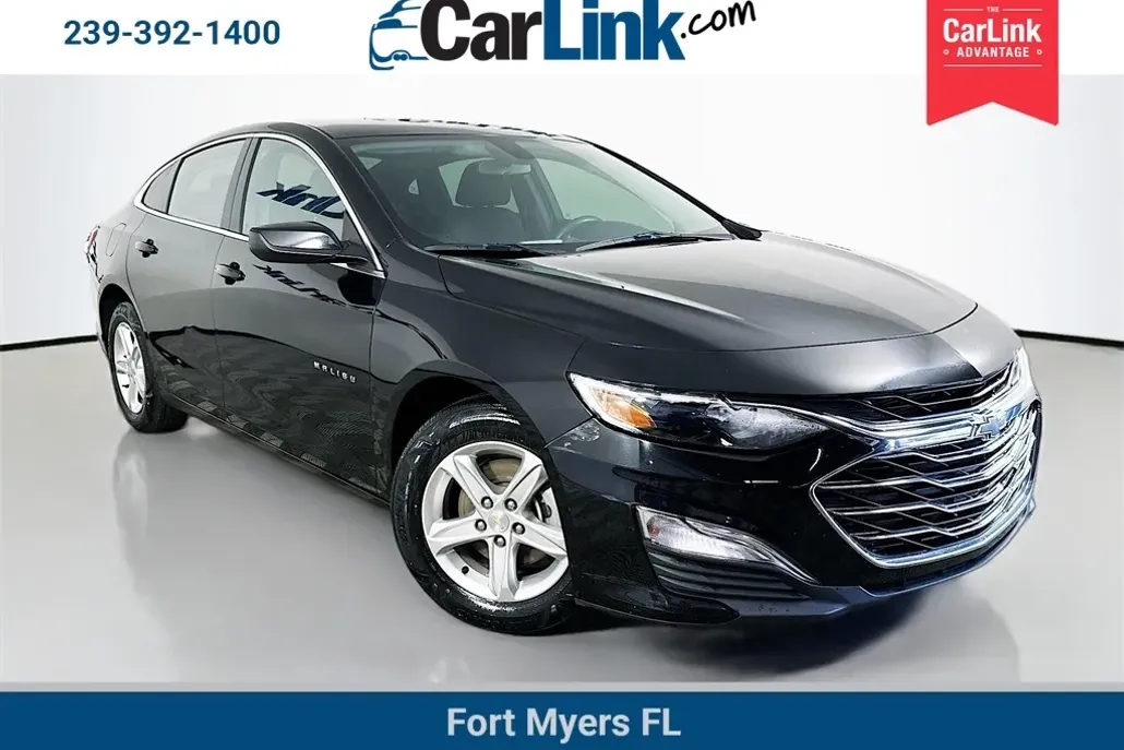 2022 Chevrolet Malibu LS photo 1