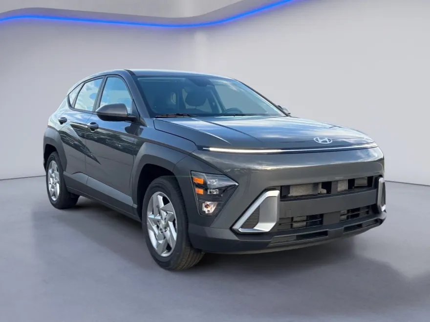 2026 Hyundai Kona SE photo 1