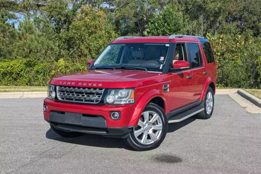 2016 Land Rover LR4 HSE photo 1