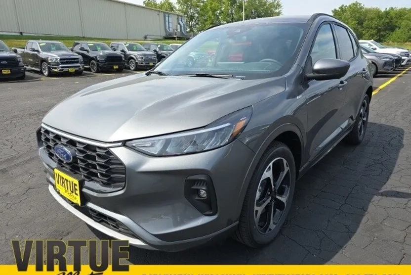 2024 Ford Escape ST-Line Select photo 1