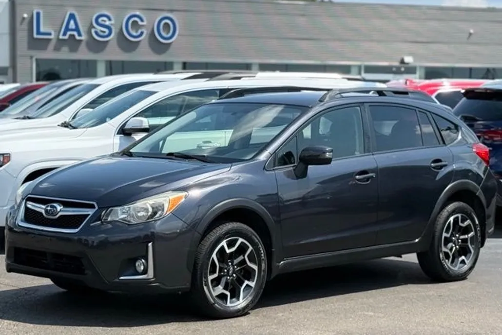 2016 Subaru Crosstrek 2.0i Limited photo 1