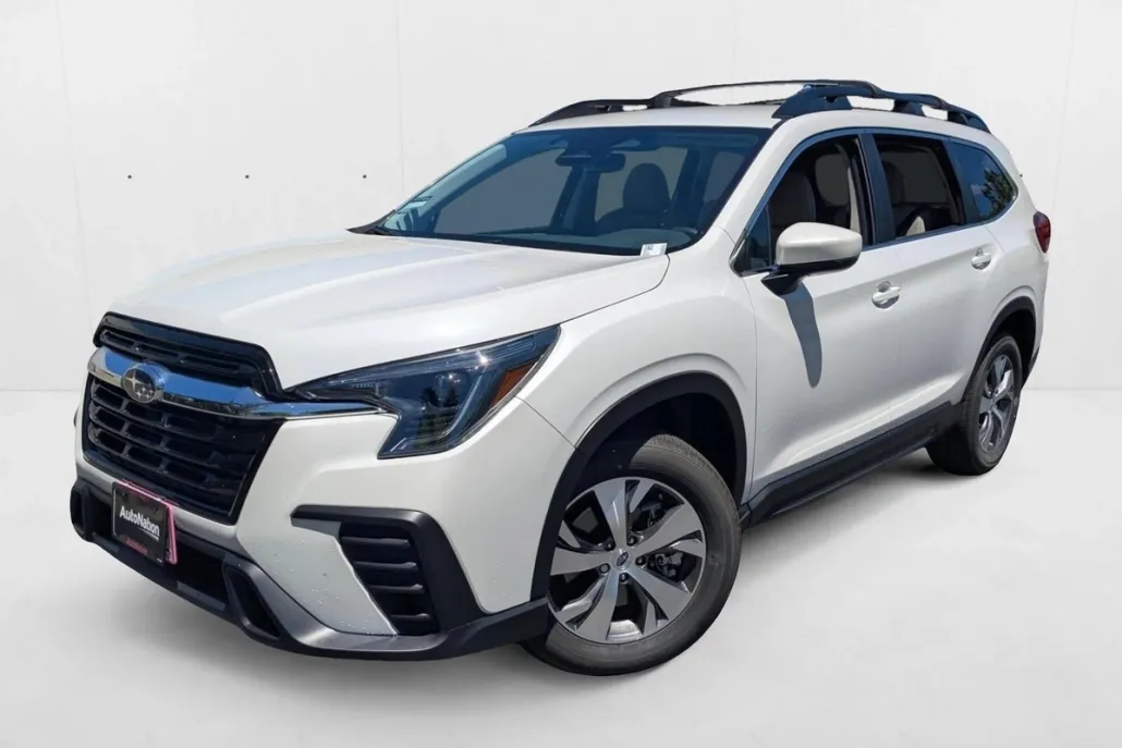 2024 Subaru Ascent Premium photo 1