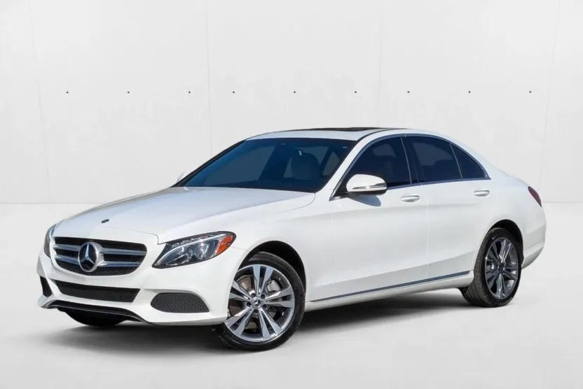 2018 Mercedes Benz C 300 4MATIC Sedan photo 1