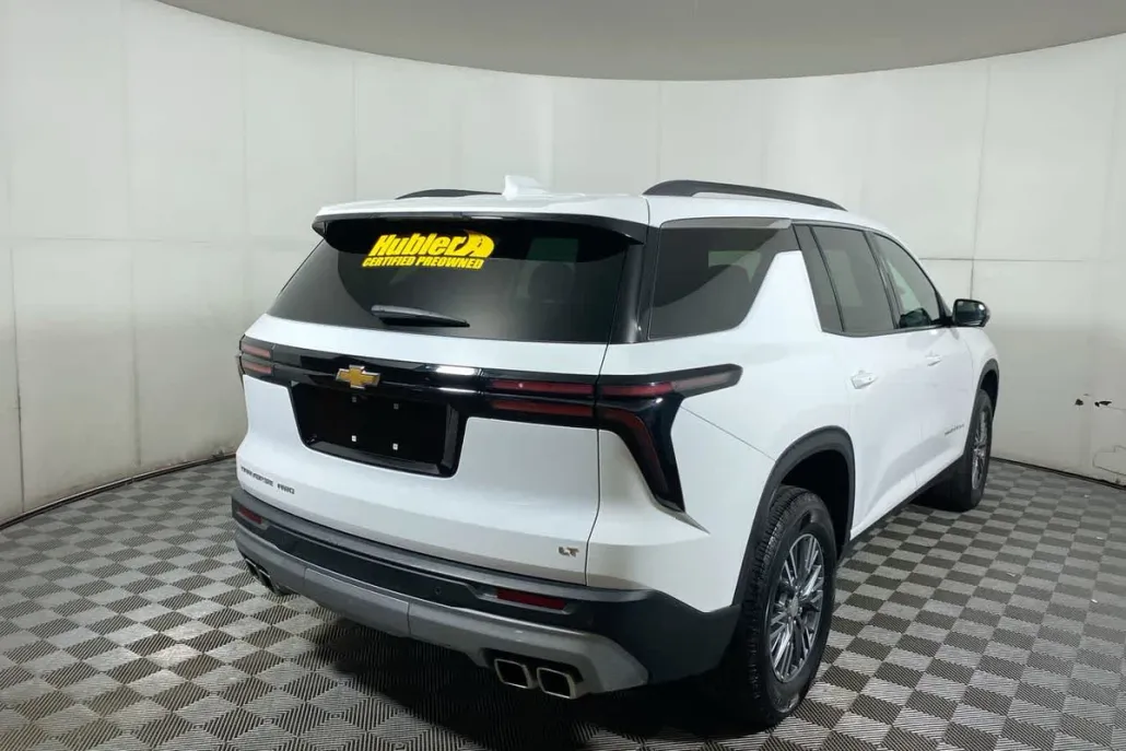 2024 Chevrolet Traverse photo 1