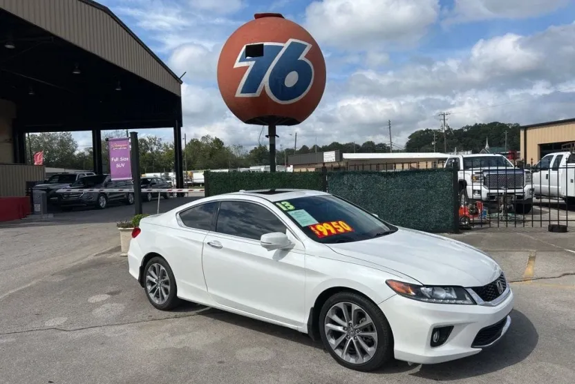 2013 Honda Accord V6 EX-L photo 1