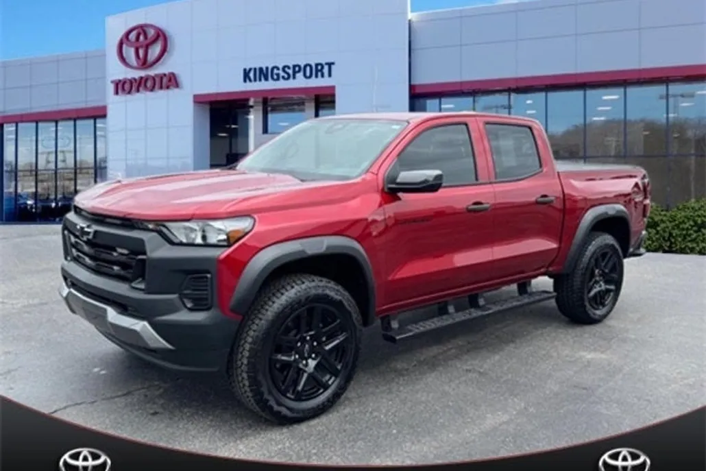 2025 Chevrolet Colorado Trail Boss photo 1