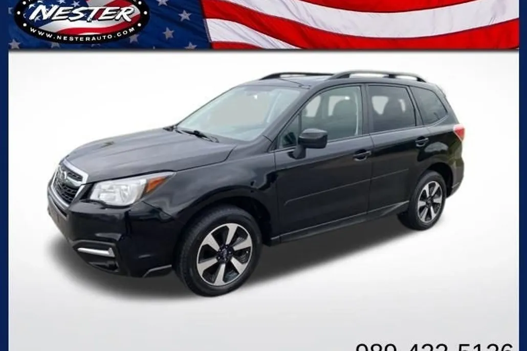 2017 Subaru Forester 2.5i Premium photo 1