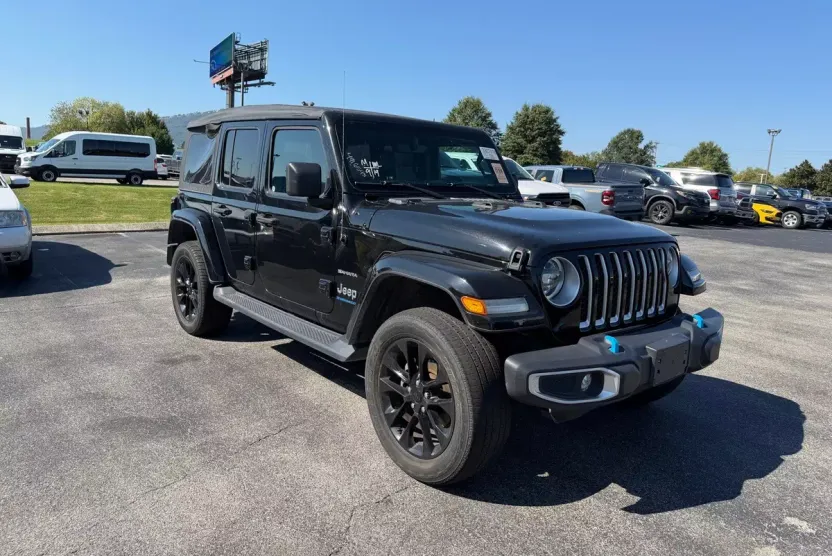 2023 Jeep Wrangler Sahara 4xe photo 1