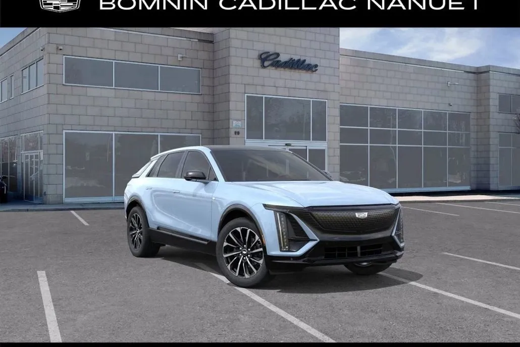 2025 Cadillac Lyriq Sport photo 1